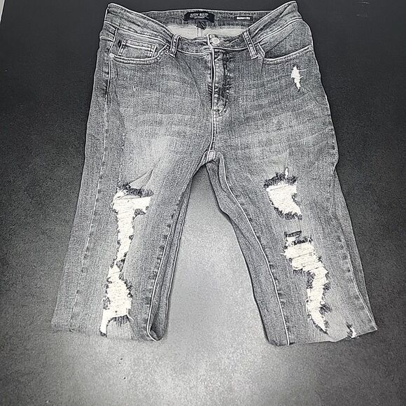 Judy Blue Jeans Women’s 11/30 Skinny Fit Distressed Faded Stretchy JB8857 Black - Picture 1 of 9